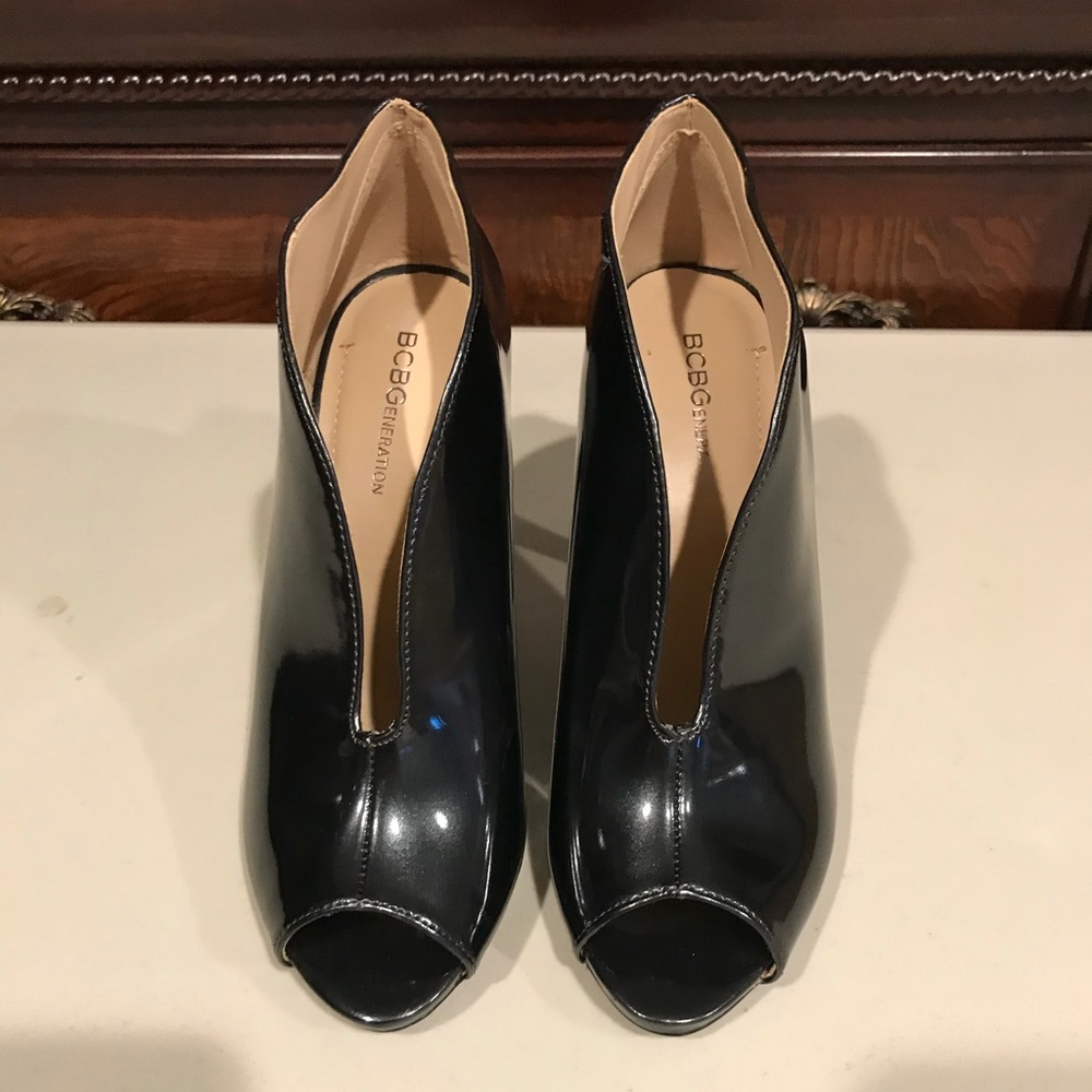 BCBG generation deep cut peep toe ankle bootie 7